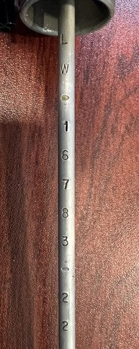 Lycoming - Gage Assy. Oil Level (6 Qt.) & Housing P/N: LW-16783-22 / LW-15970
