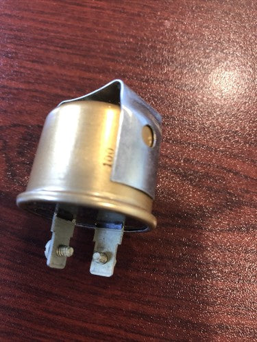 AC Auto Parts - A/C Flasher 12v Light P/N: SF540