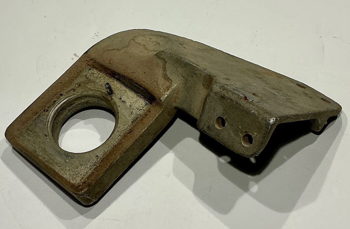 P/N: 35-910027-1 Beechcraft - RH Fwd Engine Mount (AR)