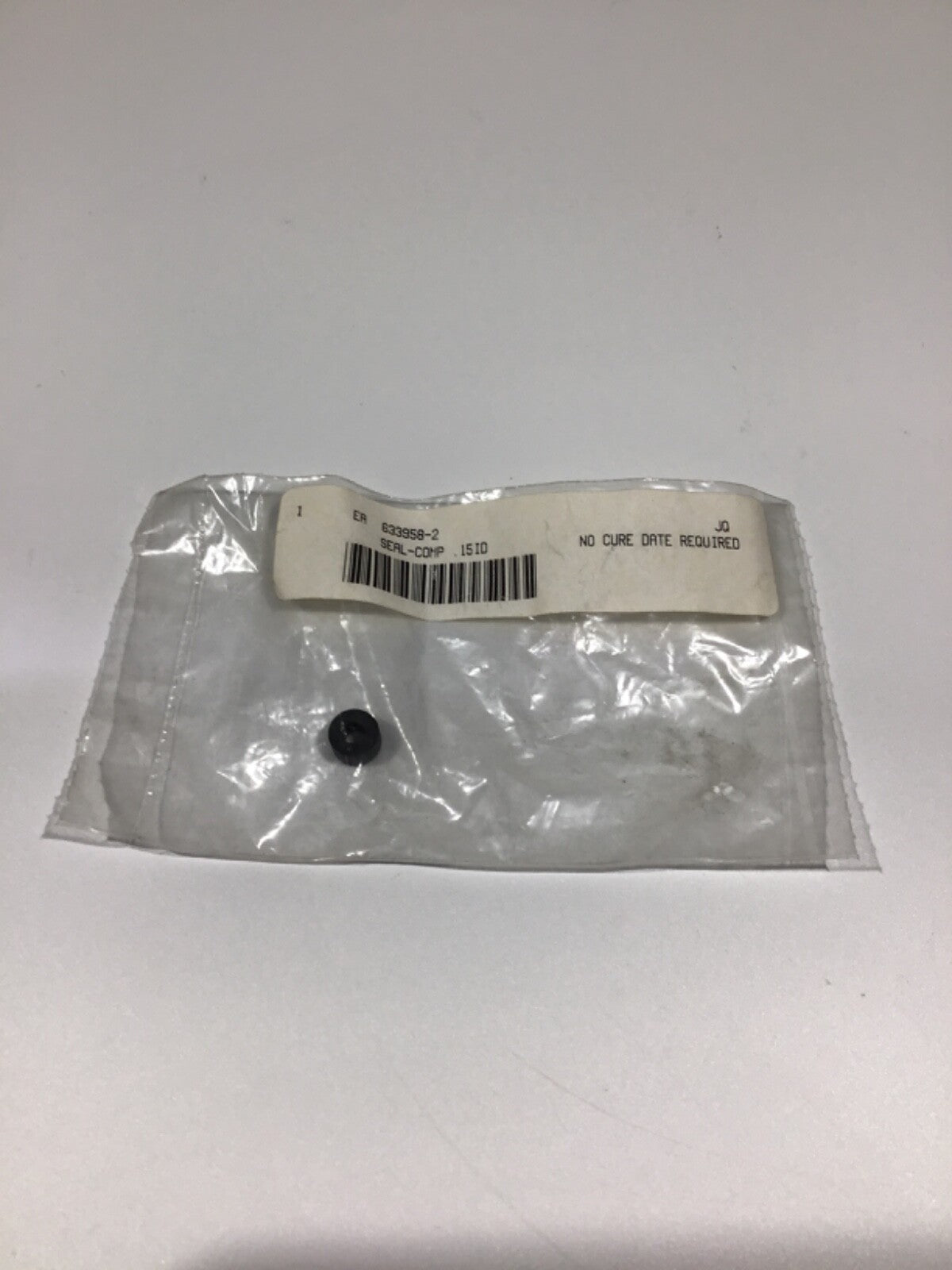 P/N: 633958-2 Seal