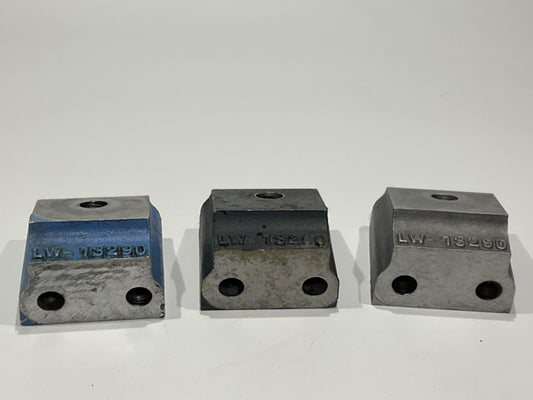 P/N: LW-13290 Engine Mount Bracket (for one bracket - CR)