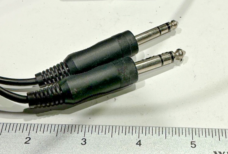 P/N: D50ANR FlightComm Headset - Used (for one)