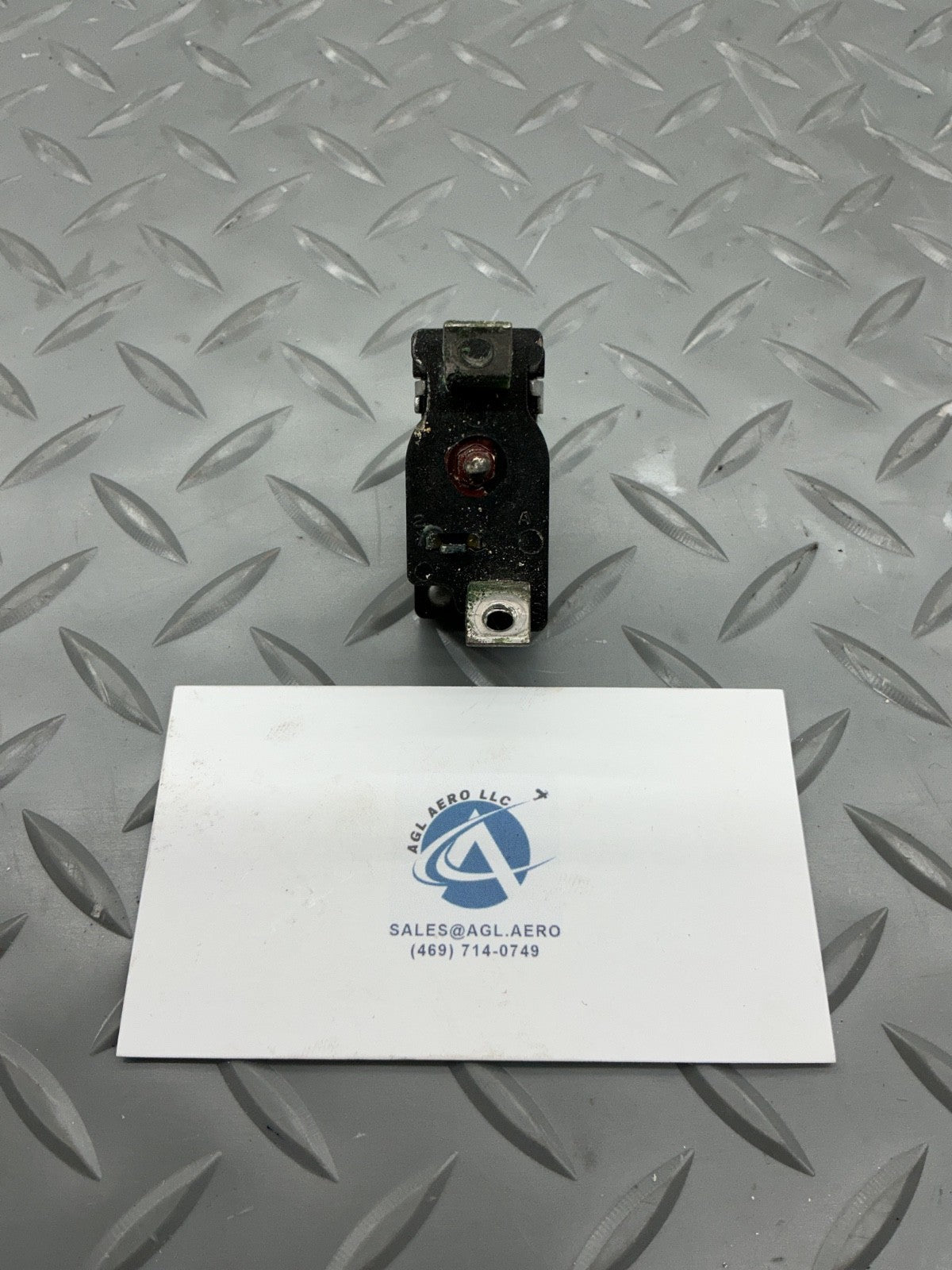 P/N: PSM-3N Klixon PSM 3 Amp Circuit Break (AR)