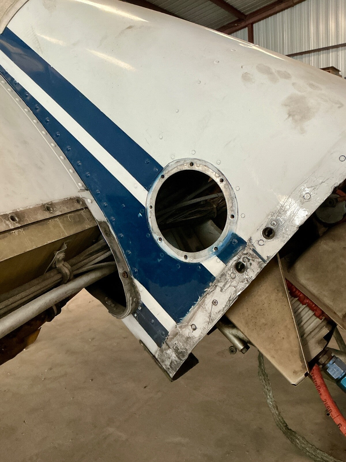 P/N: Inner & Outer Covers LH Engine Beechcraft Duchess Model 76 (AR)