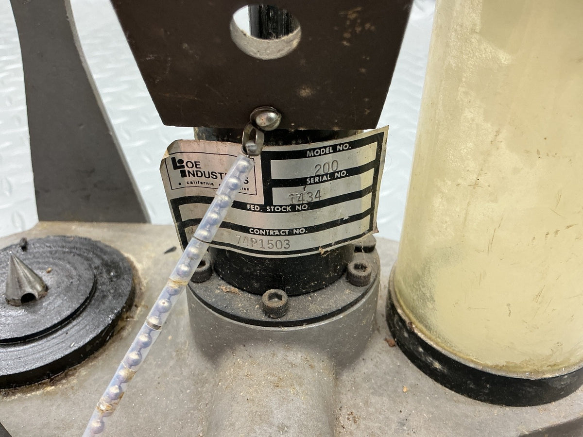 P/N: Loe Industries Model 200 Turbine Engine Oiler (AR) - for one