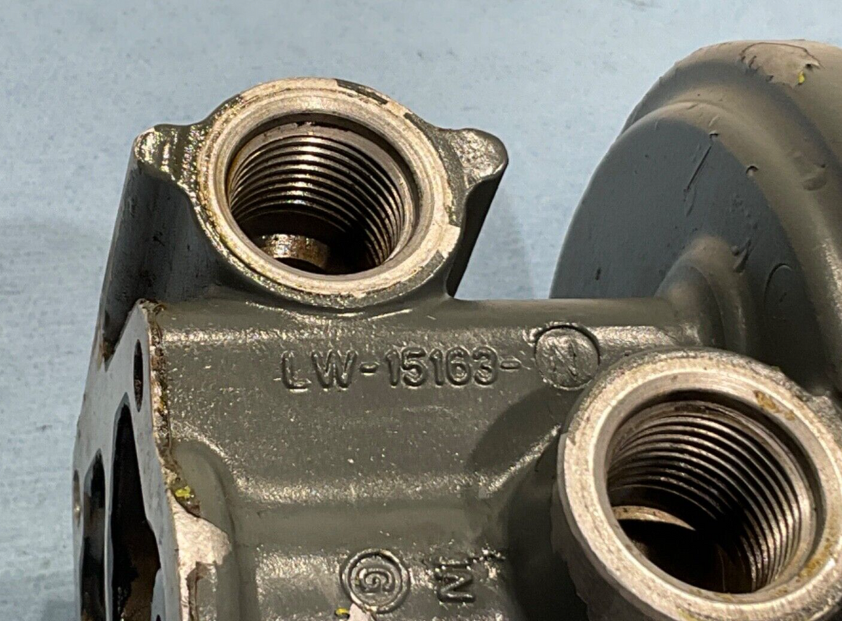 P/N: LW-15047 Lycoming Adapter Assy - Oil Filter