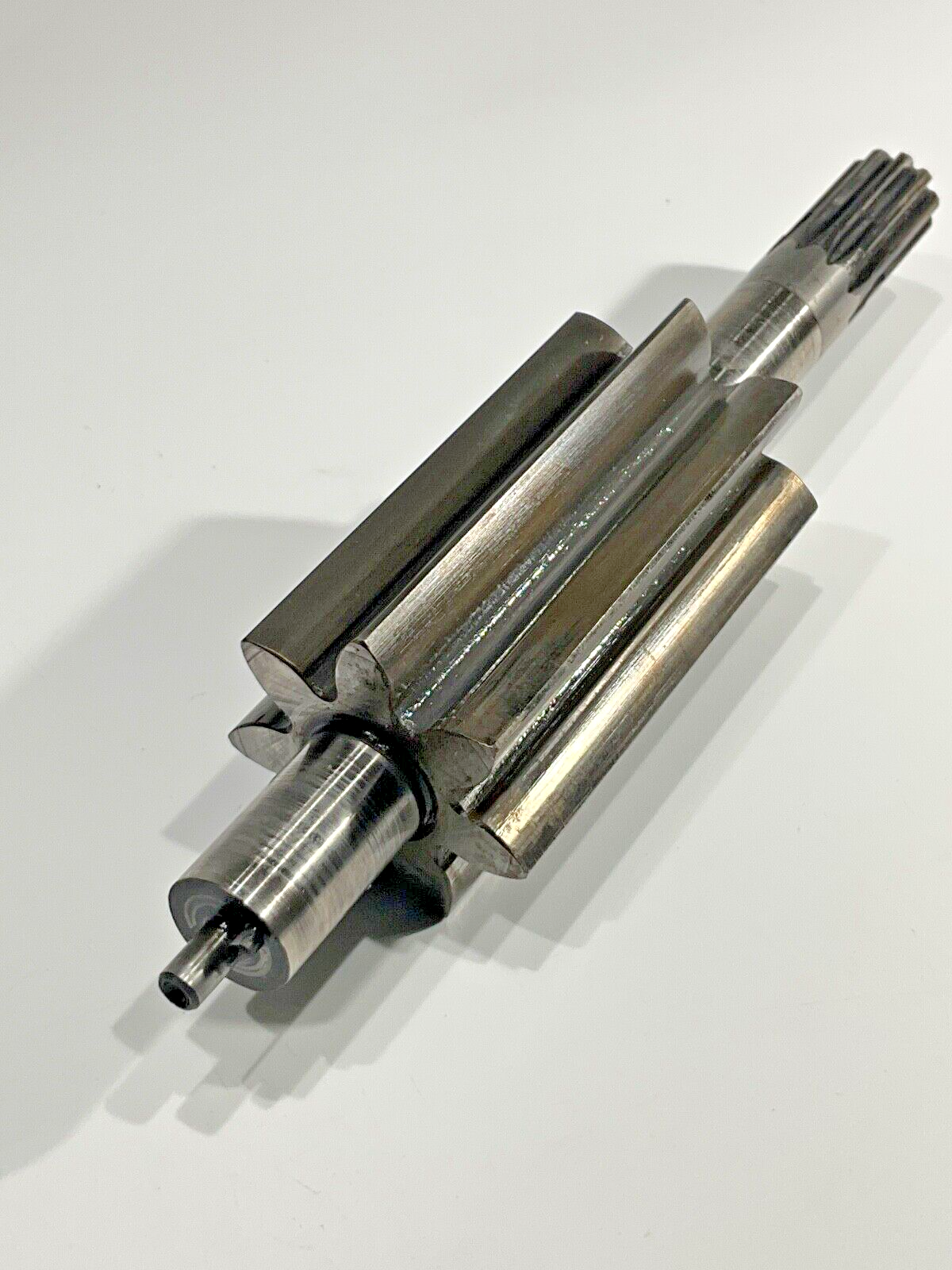P/N: 629448 TCM Gear - Shaft Assembly Tach (AR) - for one gear