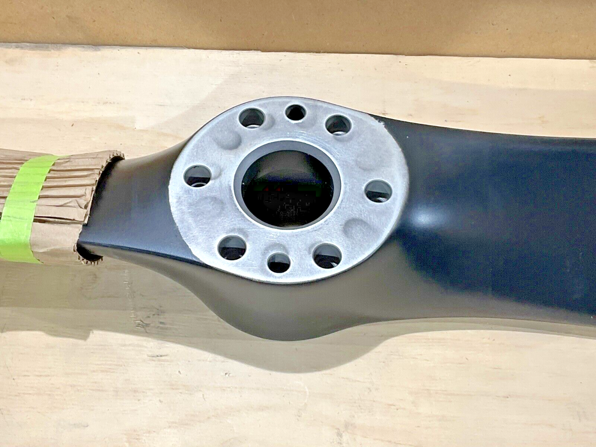P/N: 72CK-0-52 Sensenich Propeller - Fixed Pitch - Experimental Only