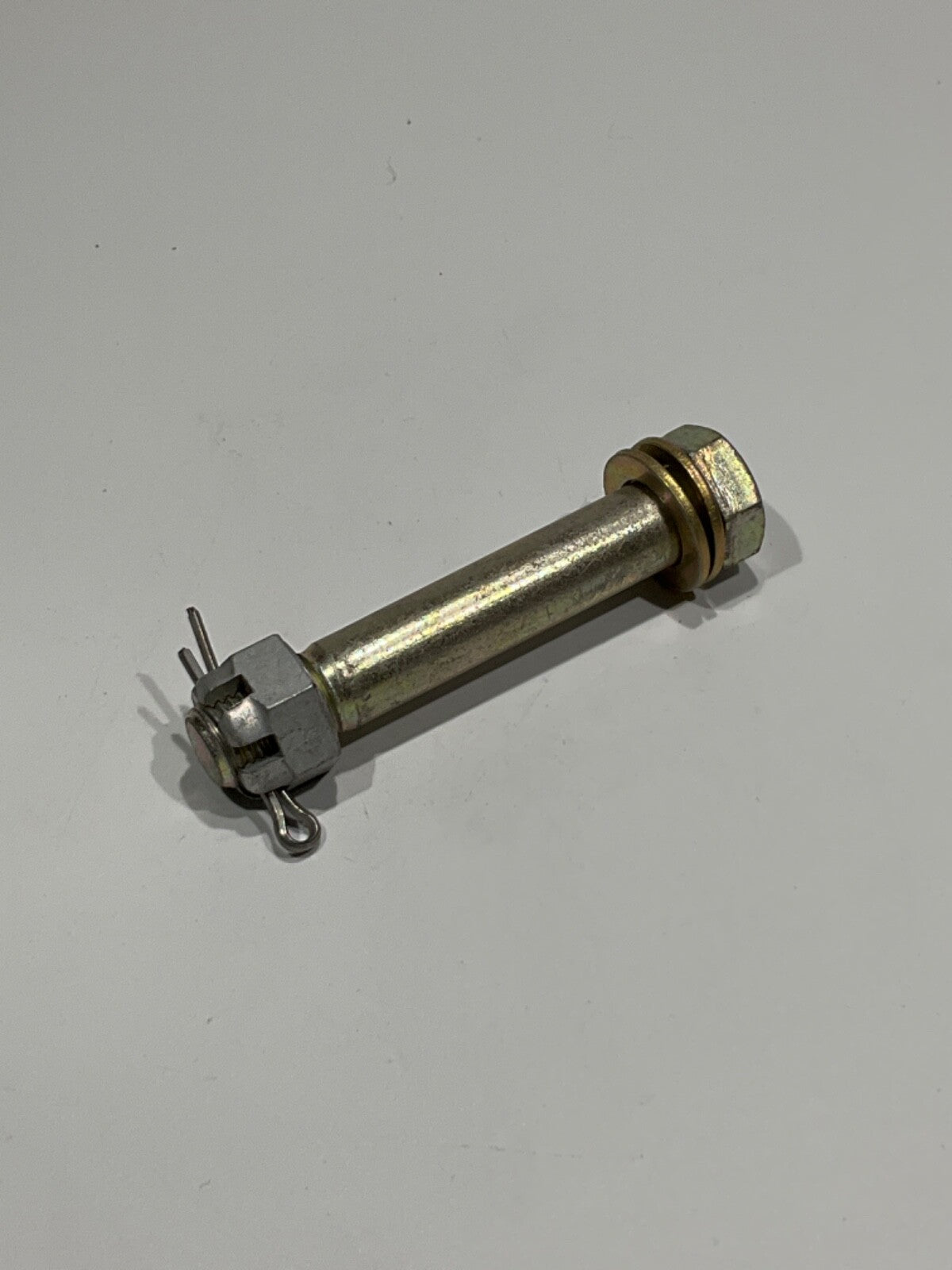 P/N: AN7–24 Bolt