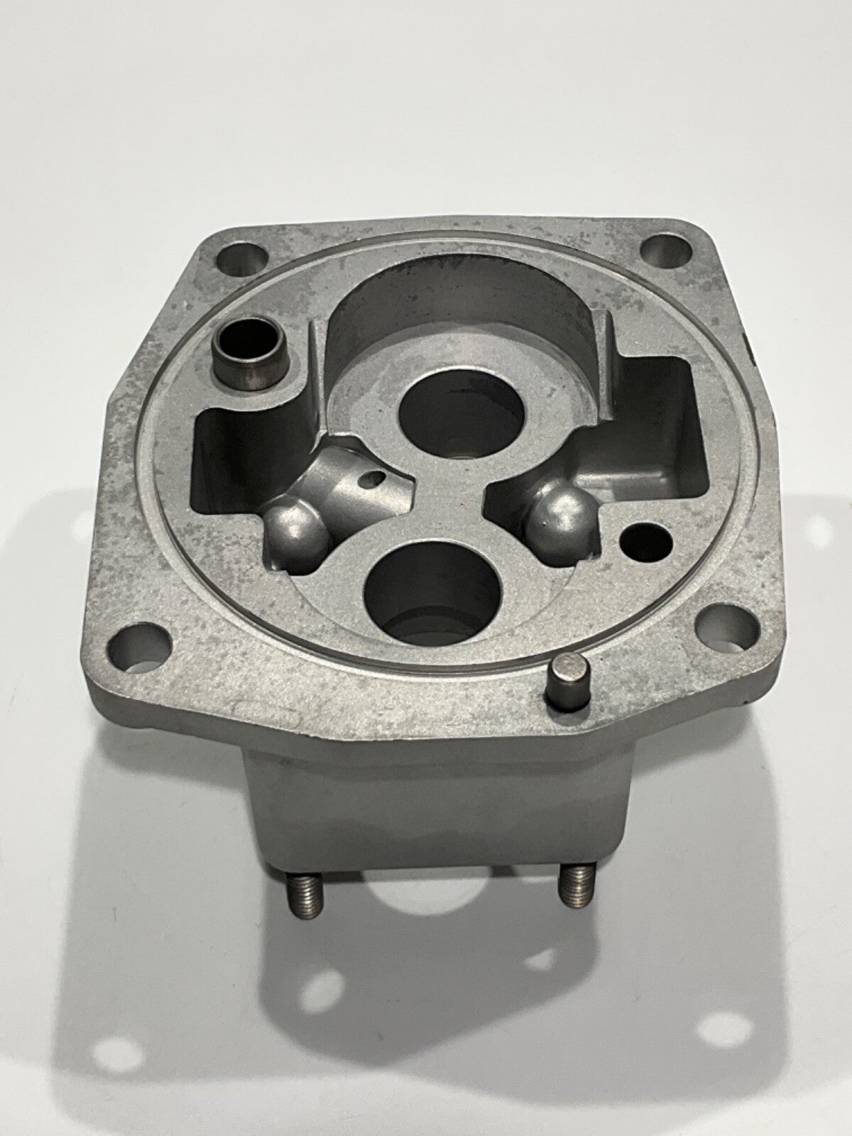 P/N: LW-15975 Lycoming Oil Pump Housing Body (RD)