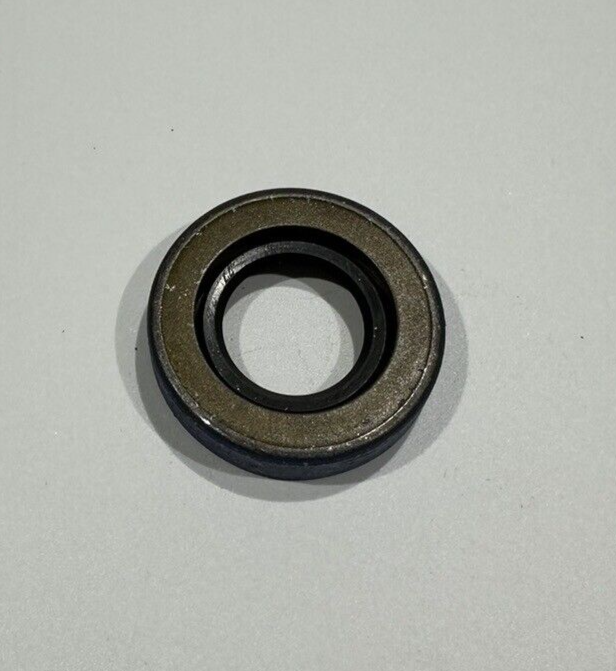 P/N: 534938 Continental Oil Seal (Alt P/N: 450588, 081153SA-H) NOS
