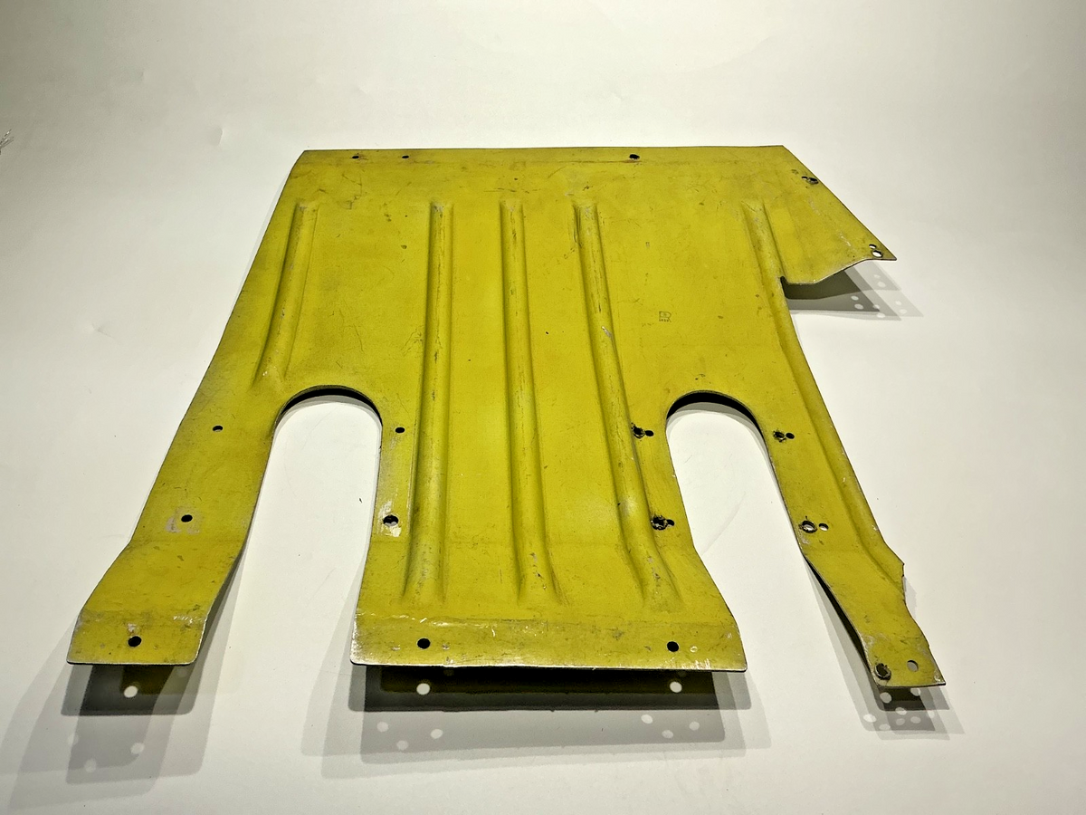 P/N: 96-420010-3 Beechcraft 95-C55 Pilot Floorboard Pan (AR)