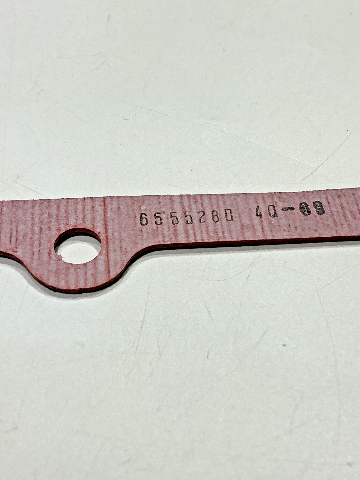 P/N: 655528 TCM Valve Cover Gasket W/8130 (NE) - for one gasket