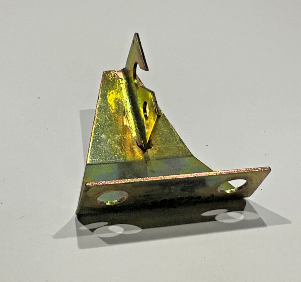 P/N: 656994 TCM Bracket Prop Cntrl Cable