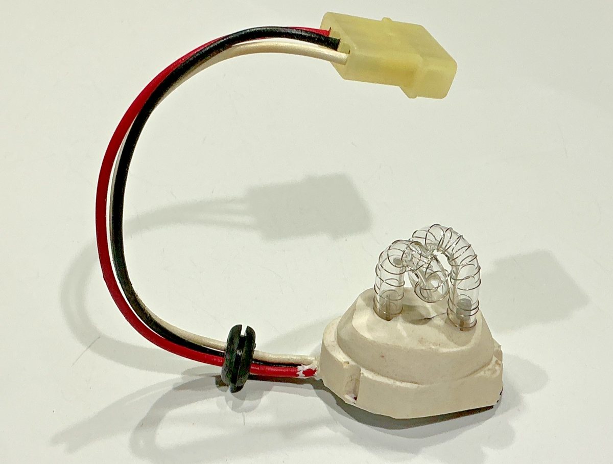 P/N: A650 Whelen Flash Tube Strobe (NOS) - for one