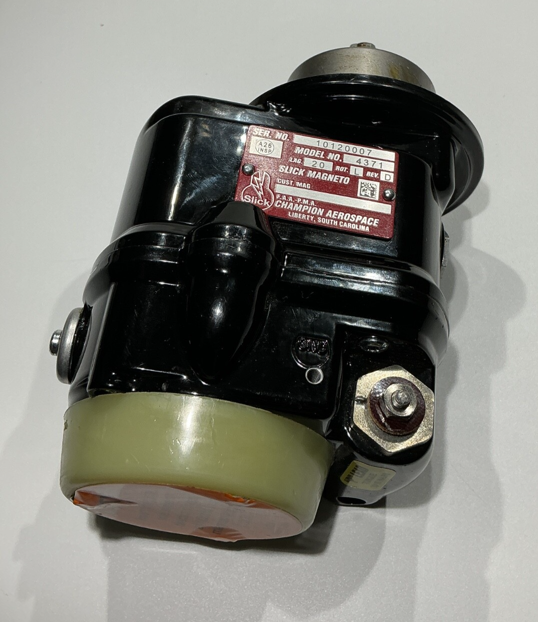 P/N: 4371 Champion Aerospace Slick Magneto (New)