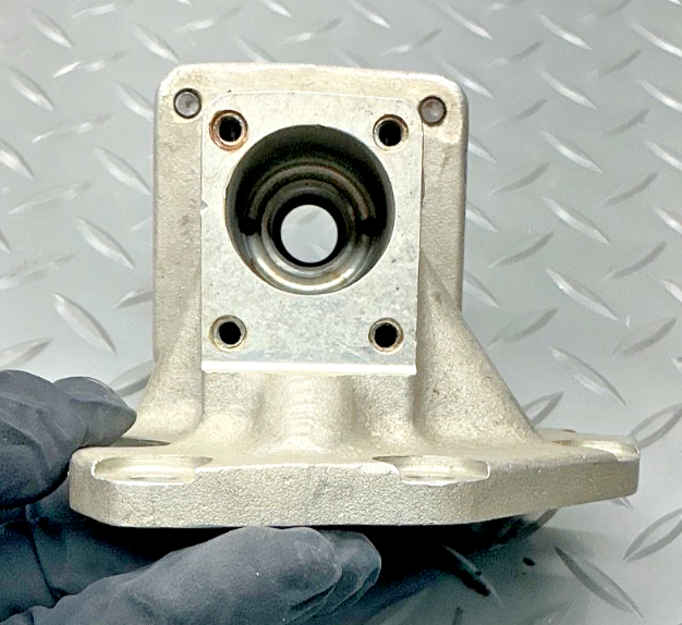 P/N: 641442 Continental Engine Tach Generator Housing (NE)