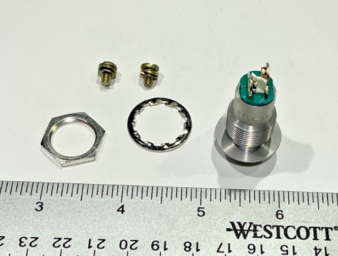 P/N: L18366-3 Push Button Switch (NOS)
