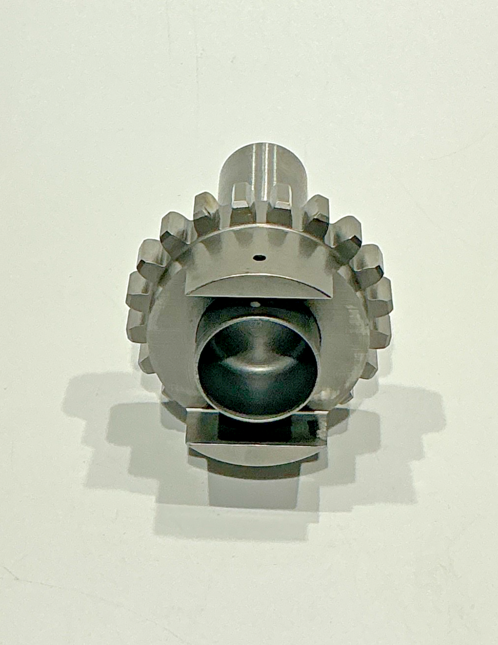 P/N: 641742 TCM Mag Gear (Certified Inspected) - for one