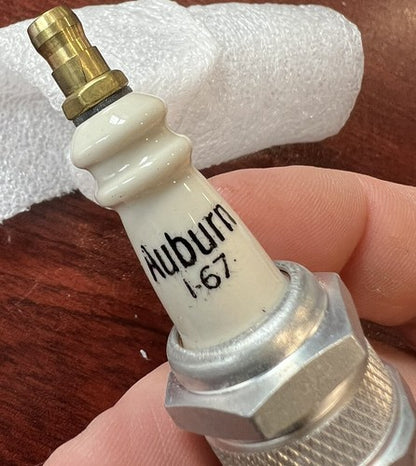 Beechcraft Aircraft - Plug P/N: 715129