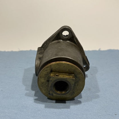 P/N: 35020 Continental Oil Filter Screen Housing Assembly - w/ Oil Screen A3568