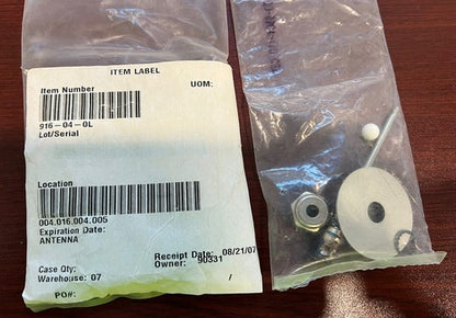 Aircraft - Antenna P/N: 916-04-0L