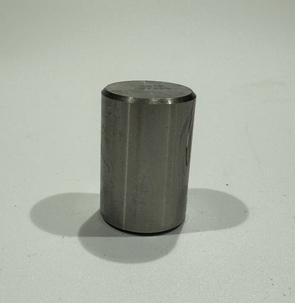 P/N: 14W22647 Lycoming Roller, Dynamic Counterweight