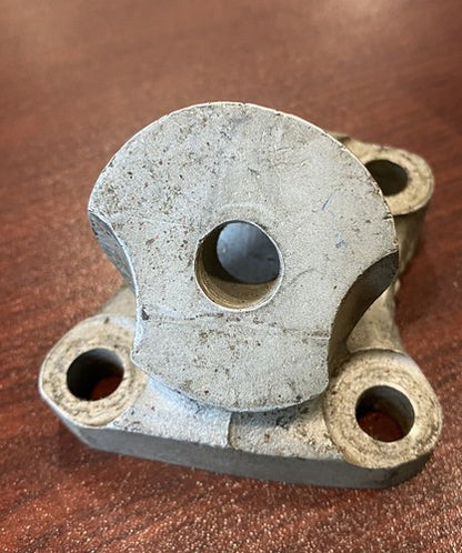 TCM - Engine Mount Bracket P/N: 539914