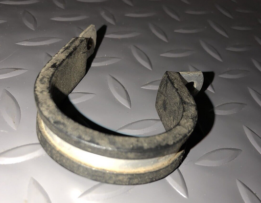 UMPCO: Loop-Type Cushioned Alum. Alloy Clamp P/N: MS21919-DG20