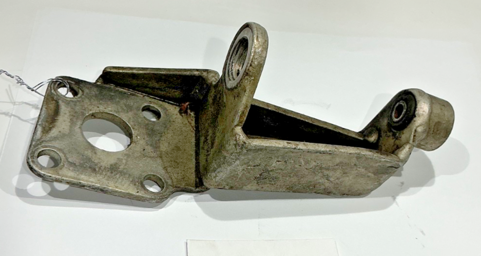 P/N: 1250213-15 Alternator Bracket (AR)