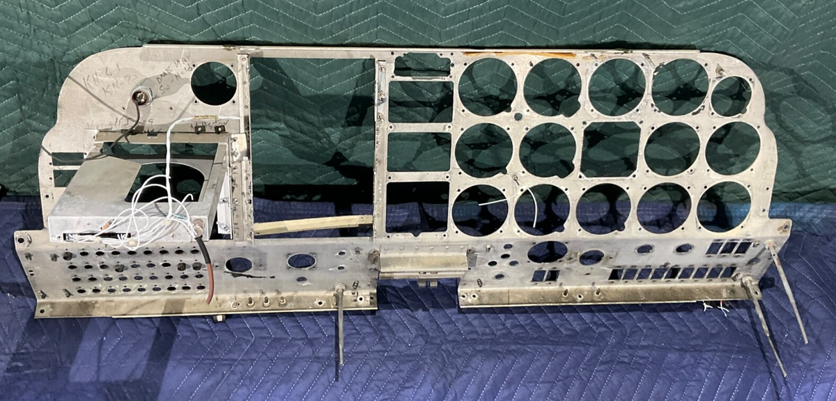 P/N: 105-320010-3 Instrument Panel (AR) - Duchess 76