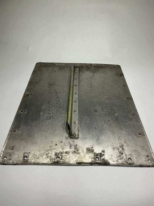 P/N: Inspection / Maintenance Cover - Bottom Cockpit (AR) - from Duchess 76