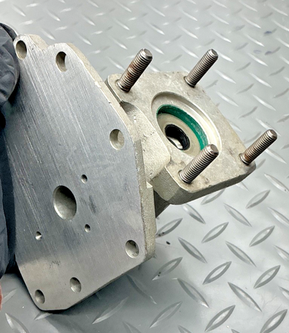 P/N: 641442 Continental Engine Tach Generator Housing (NE)