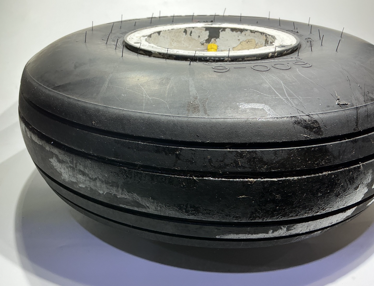 P/N: 36-8001-3 Wheel Assy, Main Gear with Tire - Tread Wear Spot (AR)