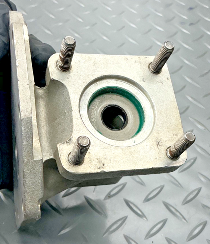 P/N: 641442 Continental Engine Tach Generator Housing (NE)