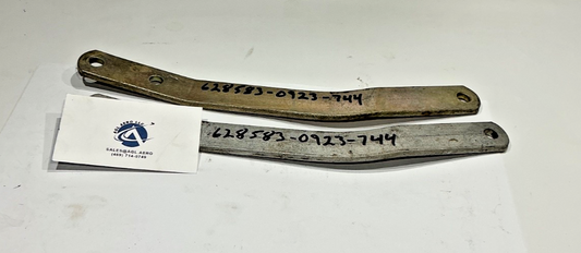 P/N: 628583 0923-744 Bracket (AR)