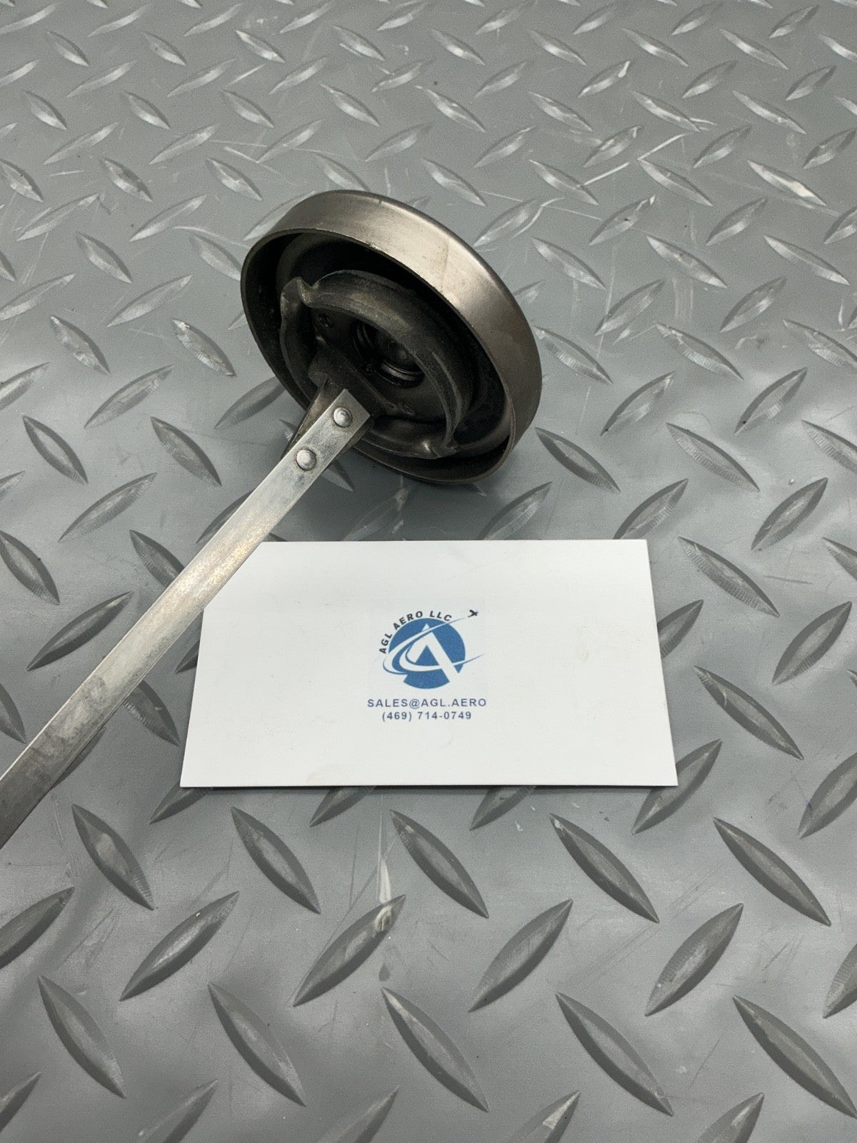 P/N: 652171-10 Oil Gage / Dipstick 12 Qts (NE)