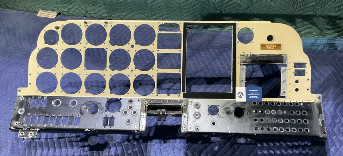 P/N: 105-320010-3 Instrument Panel (AR) - Duchess 76
