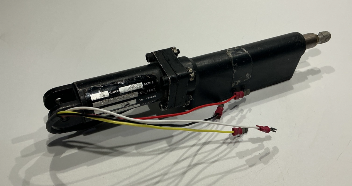 P/N: 109TH100-3 Flap Actuator (AR) - for one