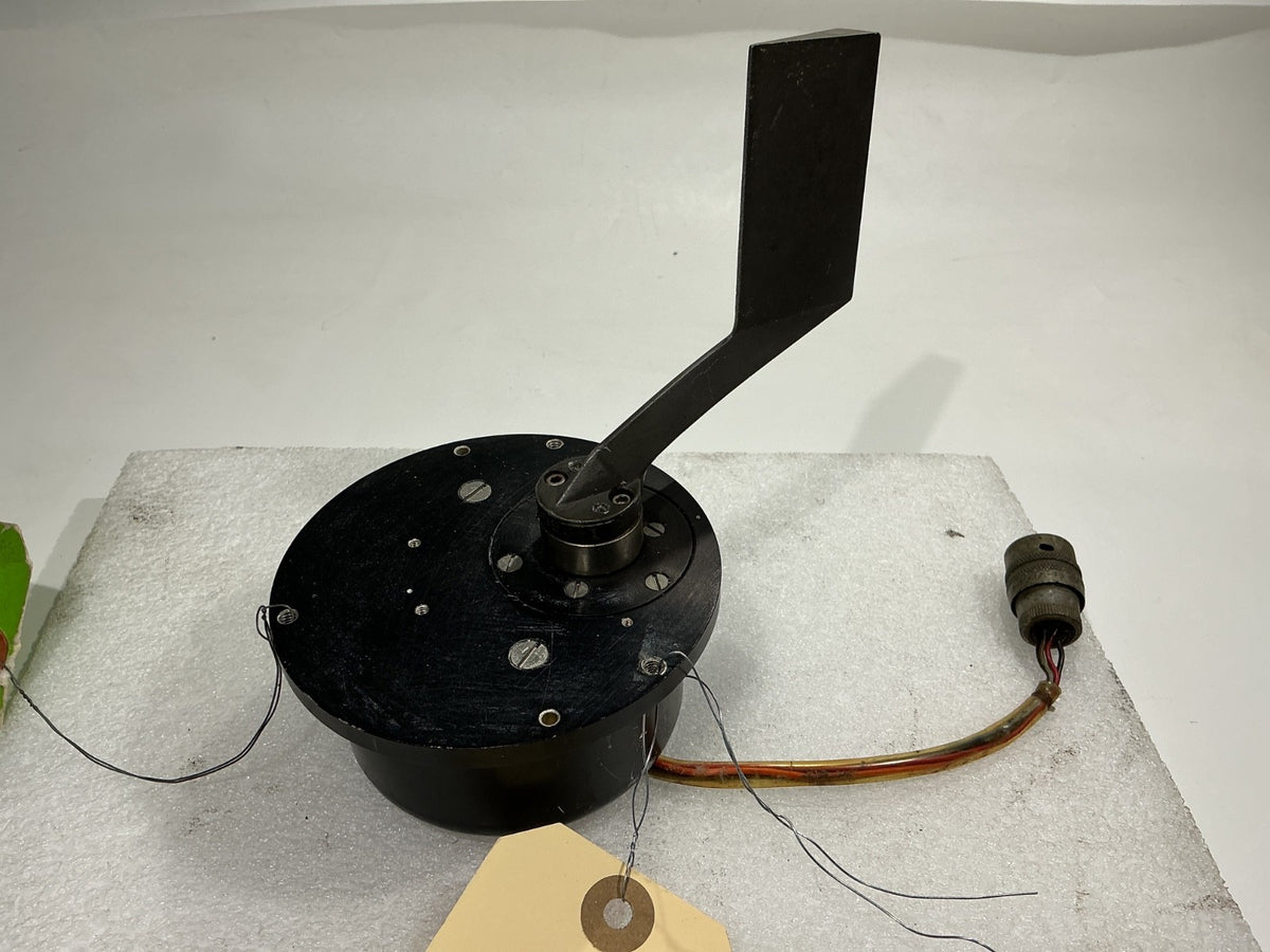 P/N: Learjet 24B Angle of Attack Transducer with Vane (AR) - for one
