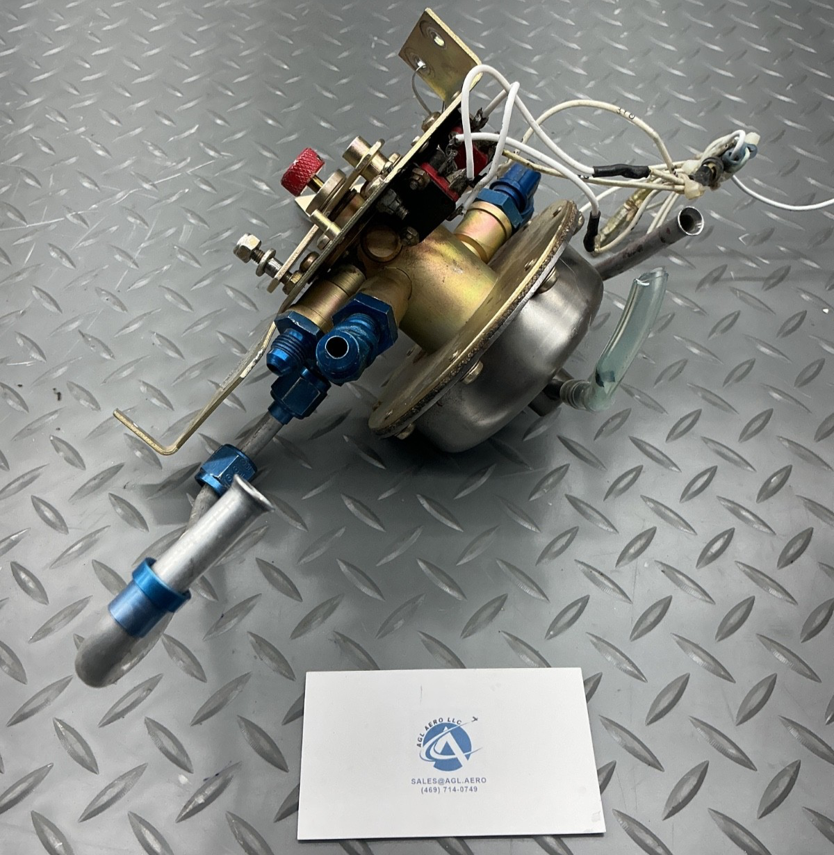 P/N: 1H7-1 Piper PA-30 Twin Comanche Left Hand Fuel Selector Valve (AR)