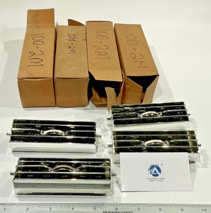 P/N: 100-2m Louver Vent (NOS)