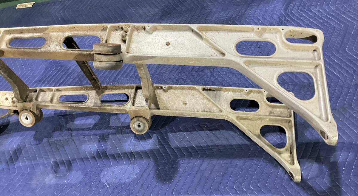 P/N: 5620029-505 Engine Mount Assembly from 500A Aero Commander (AR)