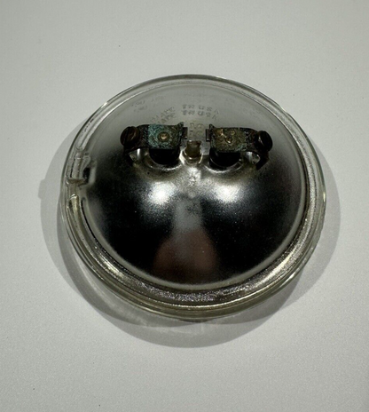 P/N: GEH7604 GE General Electric Halogen Lamp