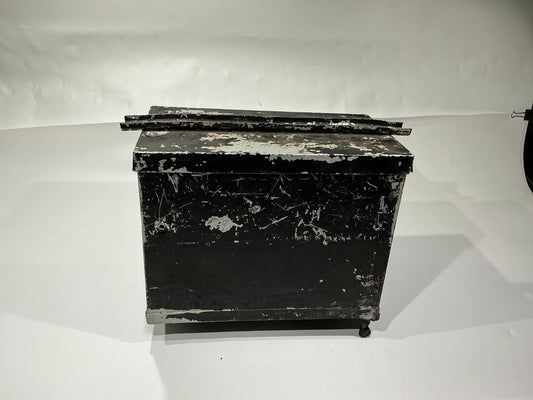 P/N: 108-3061002 & 108-3061001Stinson 108-1 Batt Box & Lid Cover Assy (AR)