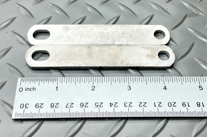 P/N: 40G22646 Lycoming Link - Right Tailpipe Support (NE)