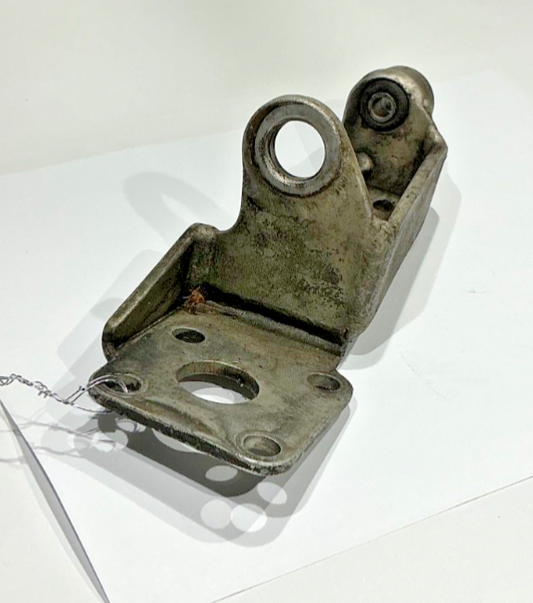 P/N: 1250213-15 Alternator Bracket (AR)