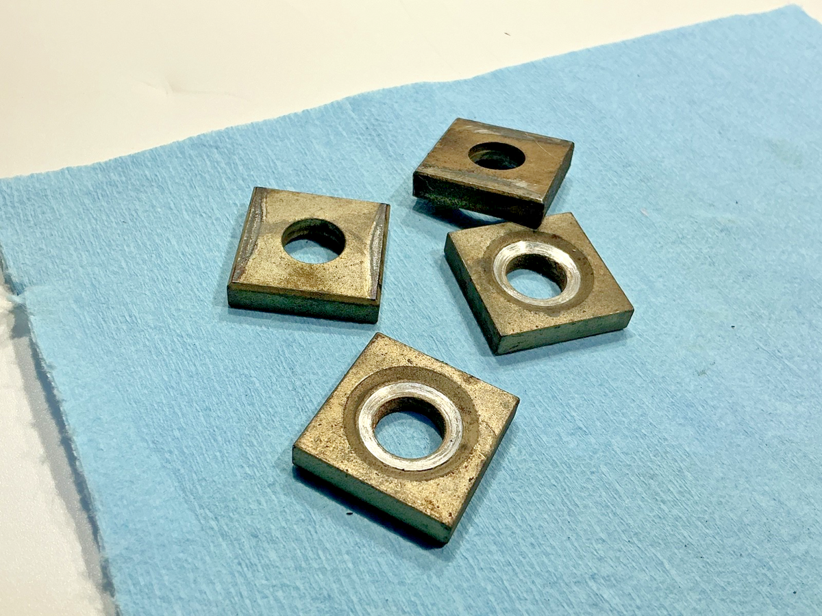 P/N: 646297 TCM Bracket - Cyl Hold Down (AR) - for one
