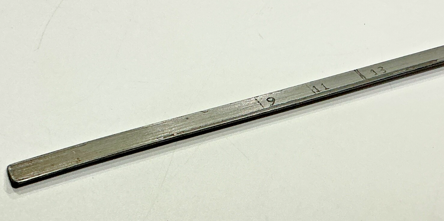 P/N: 635160-1 Cessna 411 Dipstick 13 Qt - RH (AR)