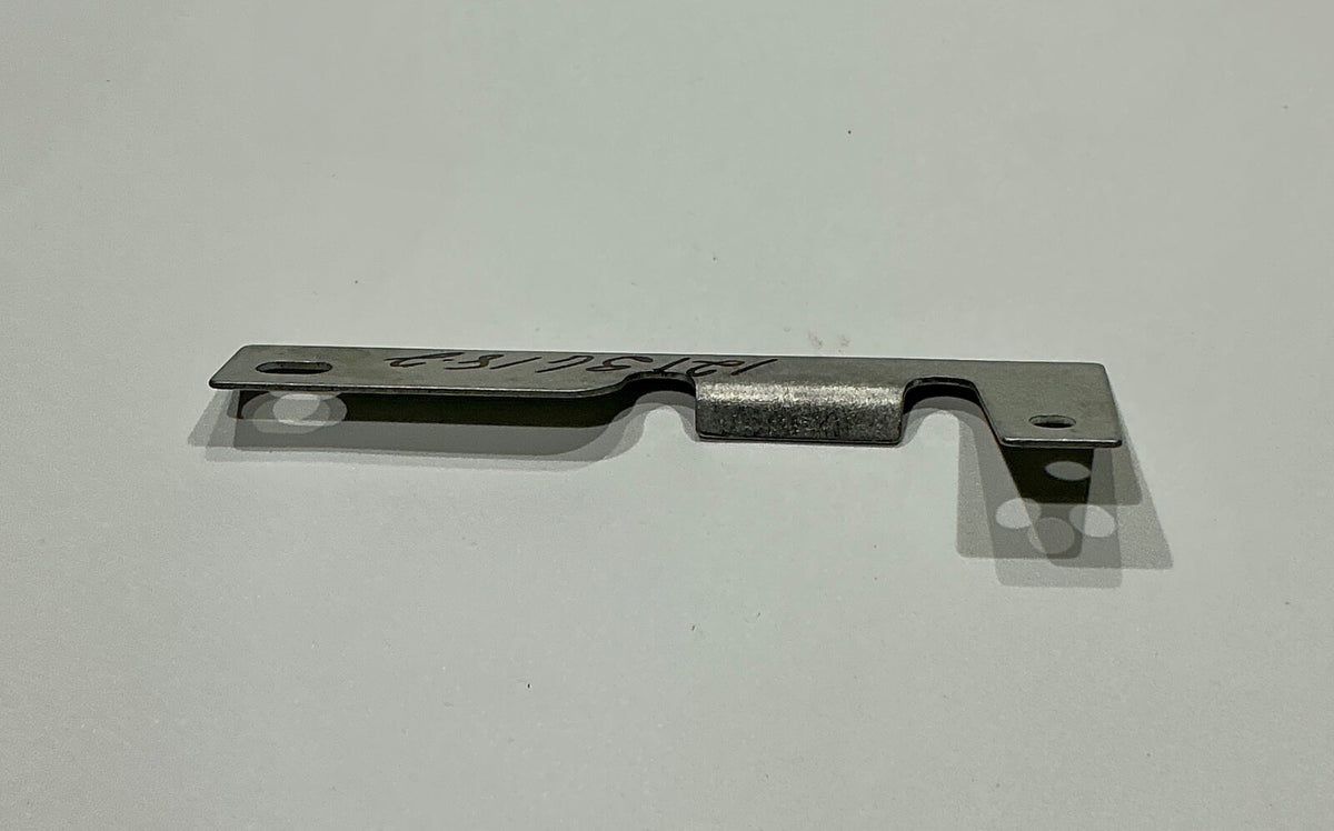 P/N: 1213618-2 Cessna Retainer (NE)